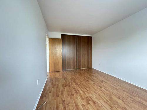 2 bedrooms apartment for rent in Laval — photo 2