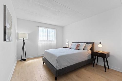2 bedrooms apartment for rent in Laval — photo 11