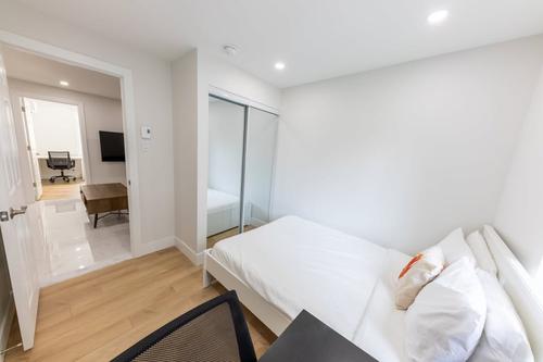 4 bedrooms apartment for rent in Montreal - Le Plateau-Mont-Royal — photo 15