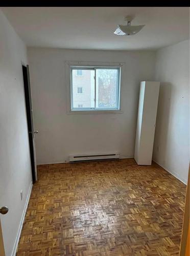 Appartement de 2 chambres à louer à Longueuil — photo 2