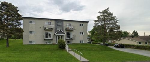 3 bedrooms apartment for rent in Sherbrooke — photo 12