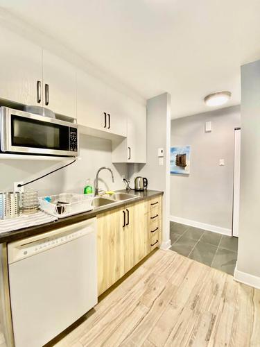 3 bedrooms apartment for rent in Laval — photo 8