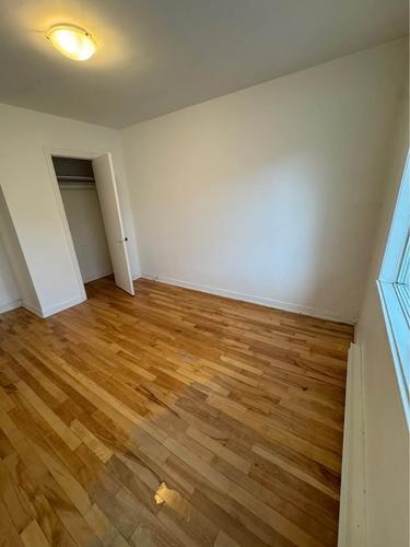 Appartement de 2 chambres à louer à Montreal - Villeray–Saint-Michel–Parc-Extension — photo 2