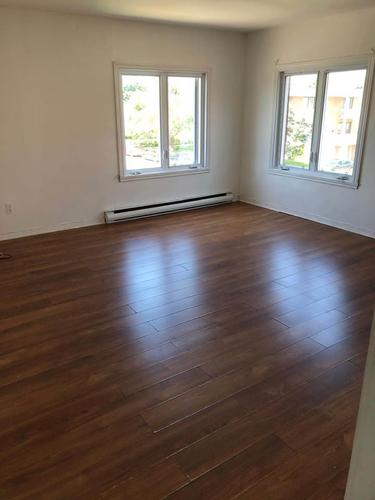 4 bedrooms apartment for rent in Montreal - Ahuntsic-Cartierville — photo 8