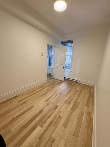 2 bedrooms apartment for rent in Montreal - Ville-Marie — photo 5
