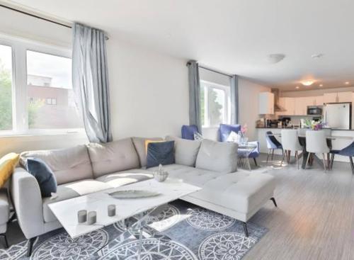 Appartement de 3 chambres à louer à Laval — photo 2