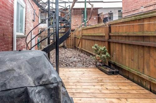4 bedrooms apartment for rent in Montreal - Le Plateau-Mont-Royal — photo 16