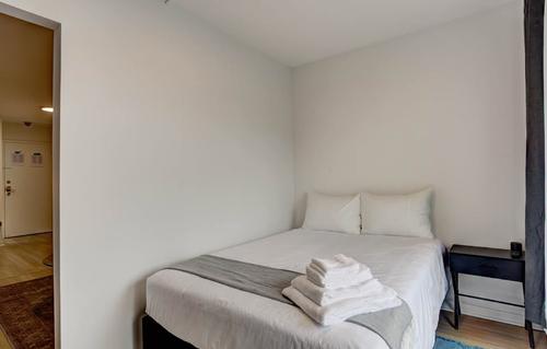 1 bedroom apartment for rent in Montreal - Ville-Marie — photo 12