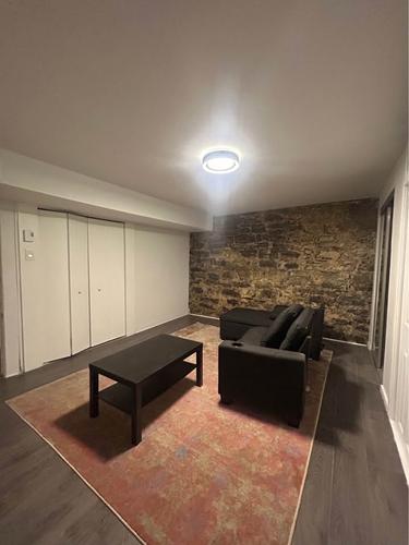 4 bedrooms apartment for rent in Montreal - Ville-Marie — photo 9