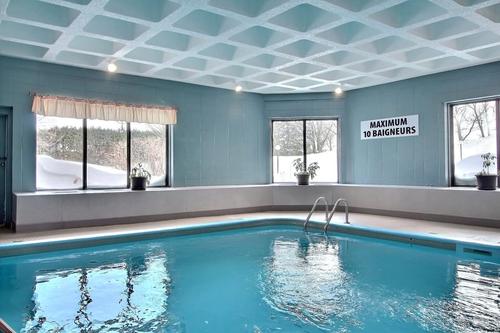 Studio for rent in Québec - Sainte-Foy–Sillery–Cap-Rouge — photo 3
