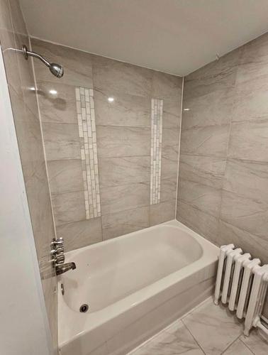 4 bedrooms apartment for rent in Montreal - Ville-Marie — photo 4
