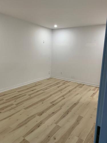 3 bedrooms apartment for rent in Montreal - Ville-Marie — photo 22