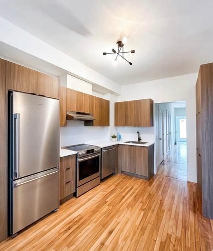 5 bedrooms apartment for rent in Montreal - Verdun — photo 3