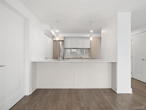 2 bedrooms apartment for rent in Montreal - Ville-Marie — photo 3