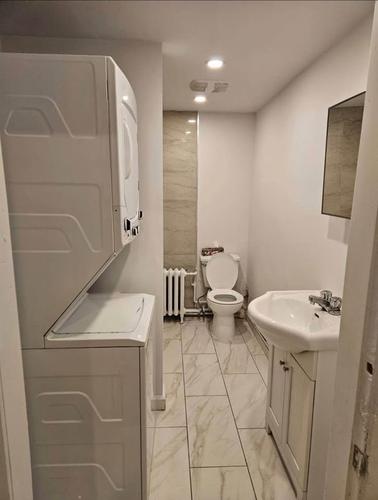 4 bedrooms apartment for rent in Montreal - Ville-Marie — photo 14