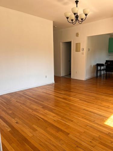 Appartement de 2 chambres à louer à Longueuil — photo 3