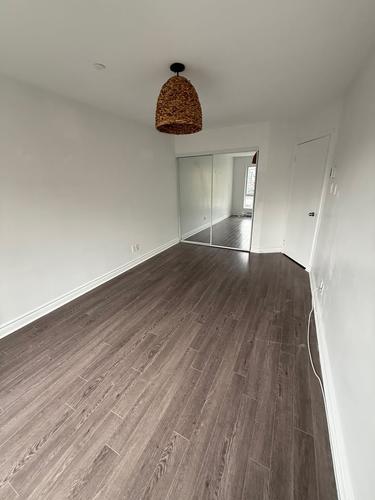 2 bedrooms apartment for rent in Laval — photo 6