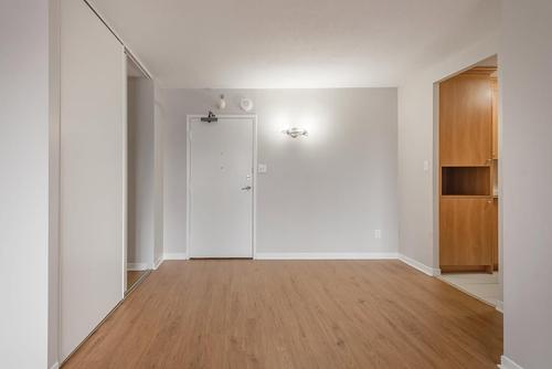 1 bedroom apartment for rent in Montreal - Ville-Marie — photo 18