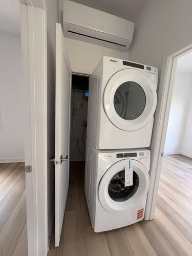 2 bedrooms apartment for rent in Laval — photo 17