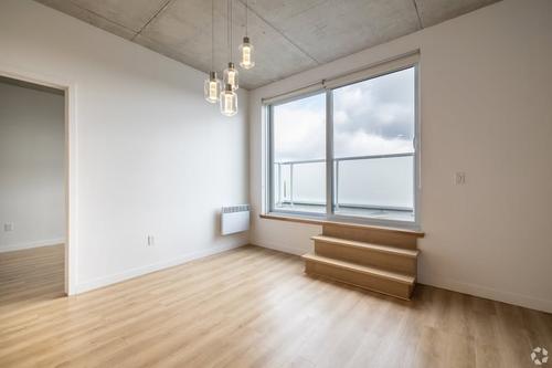 2 bedrooms apartment for rent in Laval — photo 4
