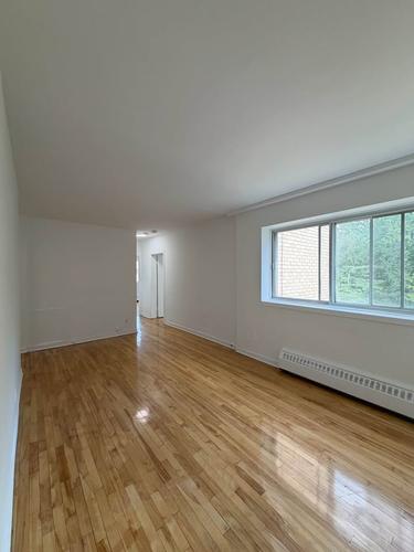 1 bedroom apartment for rent in Montreal - Saint-Laurent — photo 10