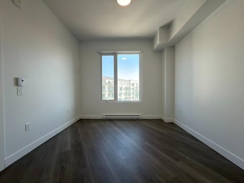3 bedrooms apartment for rent in Laval — photo 12