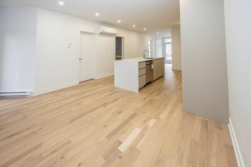4 bedrooms apartment for rent in Montreal - Le Plateau-Mont-Royal — photo 26