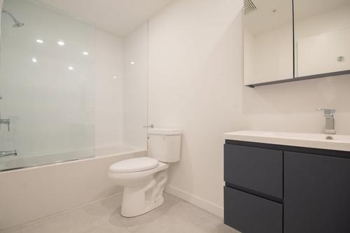 Appartement de 3 chambres à louer à Laval — photo 9