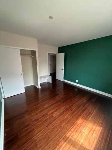 2 bedrooms apartment for rent in Laval — photo 5