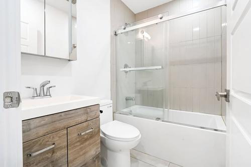 2 bedrooms apartment for rent in Montreal - Le Plateau-Mont-Royal — photo 10