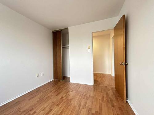 2 bedrooms apartment for rent in Laval — photo 9