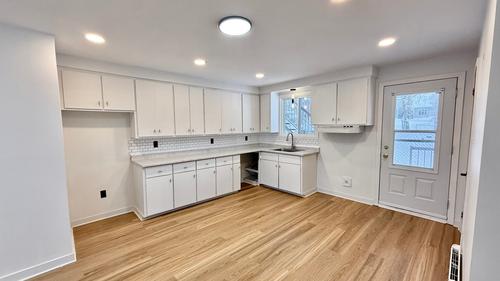 2 bedrooms apartment for rent in Sherbrooke — photo 2