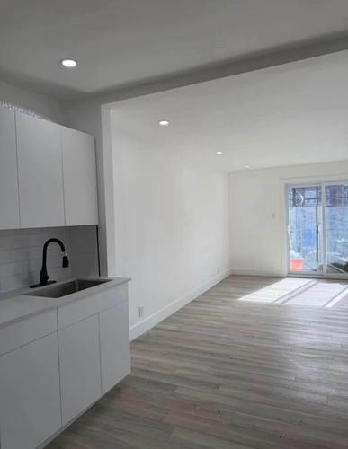 2 bedrooms apartment for rent in Montreal - Le Plateau-Mont-Royal — photo 4