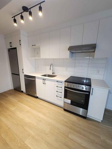 Appartement de 1 chambre à louer à Montreal - Côte-des-Neiges–Notre-Dame-de-Grâce — photo 2