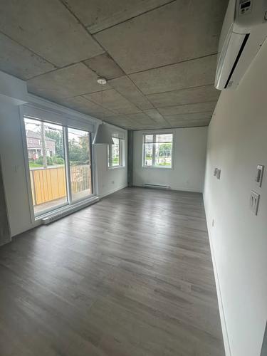 Appartement de 2 chambres à louer à Québec - Sainte-Foy–Sillery–Cap-Rouge — photo 2