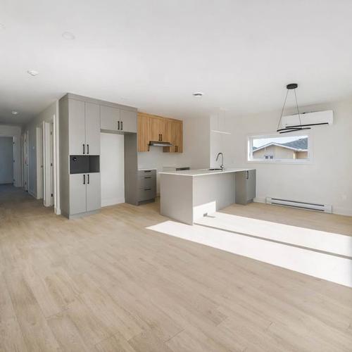 Appartement de 3 chambres à louer à Longueuil — photo 3