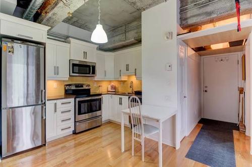 1 bedroom apartment for rent in Montreal - Ville-Marie — photo 5