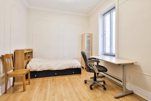 4 bedrooms apartment for rent in Montreal - Le Plateau-Mont-Royal — photo 8