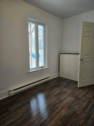 2 bedrooms apartment for rent in Sherbrooke — photo 3