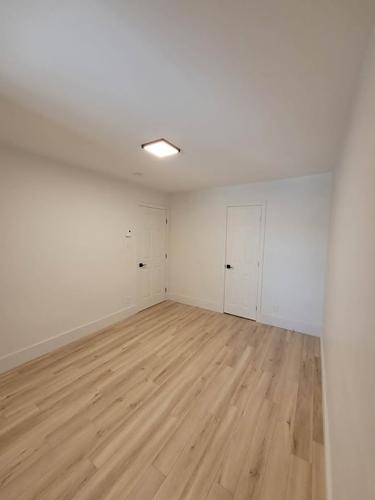 2 bedrooms apartment for rent in Laval — photo 8