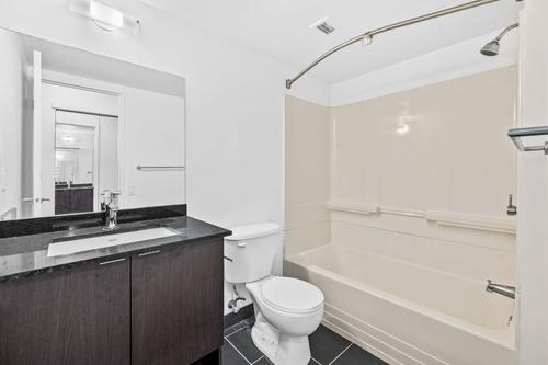 Studio for rent in Montreal - Ville-Marie — photo 2