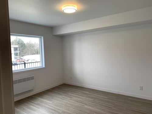 2 bedrooms apartment for rent in Sherbrooke — photo 6
