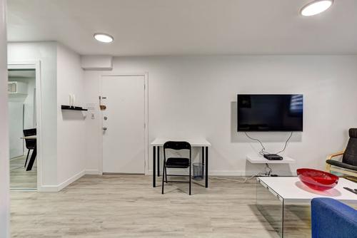 2 bedrooms apartment for rent in Laval — photo 11
