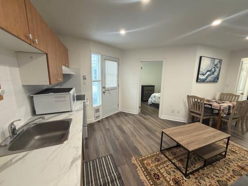 4 bedrooms apartment for rent in Montreal - Le Plateau-Mont-Royal — photo 6