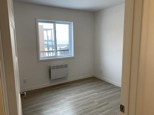 3 bedrooms apartment for rent in Sherbrooke — photo 12