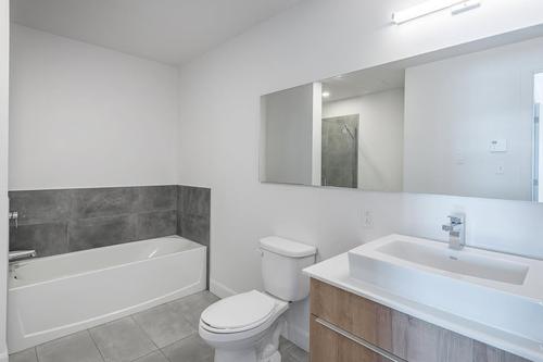 2 bedrooms apartment for rent in Laval — photo 21