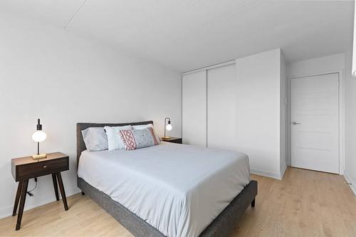 2 bedrooms apartment for rent in Laval — photo 11