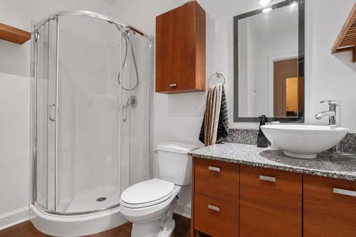 2 bedrooms apartment for rent in Laval — photo 5