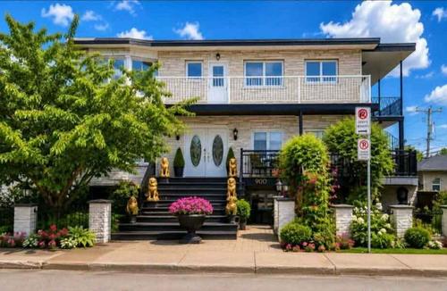 4 bedrooms apartment for rent in Laval — photo 2