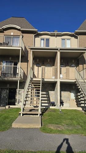 Appartement de 2 chambres à louer à Gatineau — photo 2